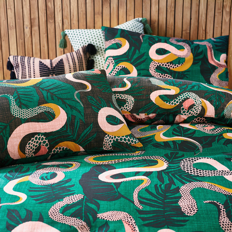 furn. Serpentine Tropical Duvet Cover Set in Juniper Green