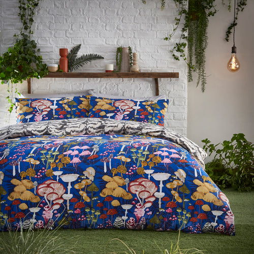 furn. Amanita Mushroom Duvet Cover Set in Cobalt