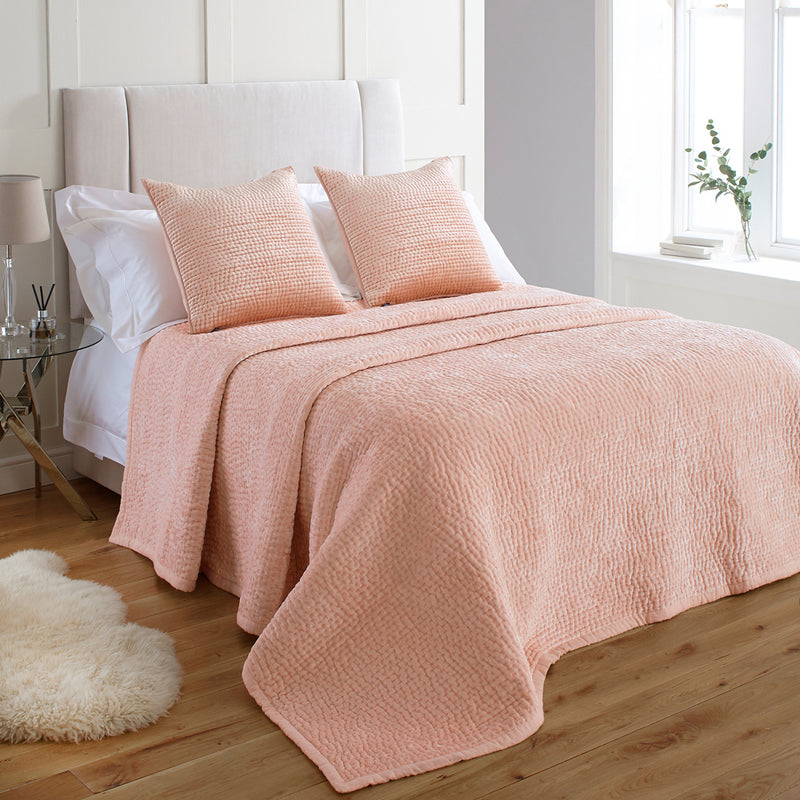 Paoletti Brooklands Bedspread in Blush