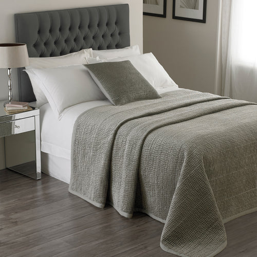 Paoletti Brooklands Bedspread in Silver