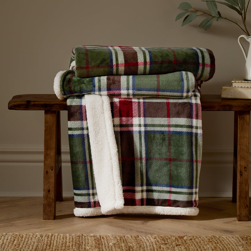 Braemar Check Sherpa Fleece Throw Berry/Pine