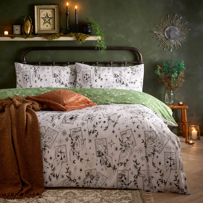  White Bedding - Celestial Stories Printed Reversible Duvet Cover Set Green furn.