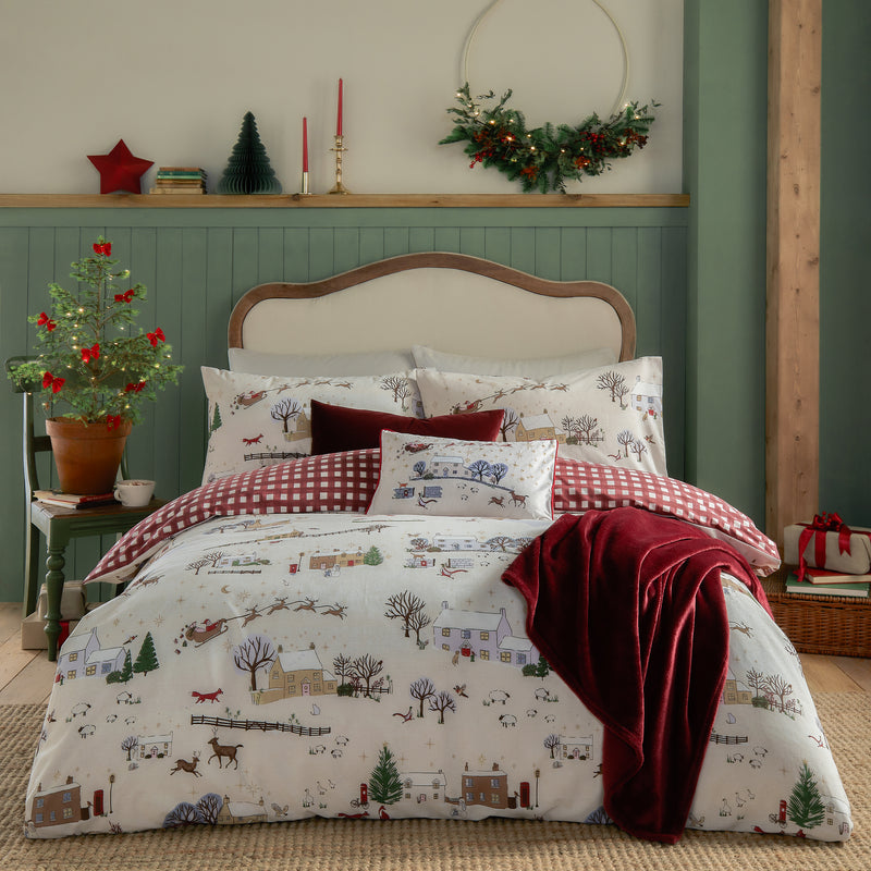 Check Cream Bedding  - Cotswolds Christmas Printed Reversible Duvet Cover Set Cream/Burgundy furn.