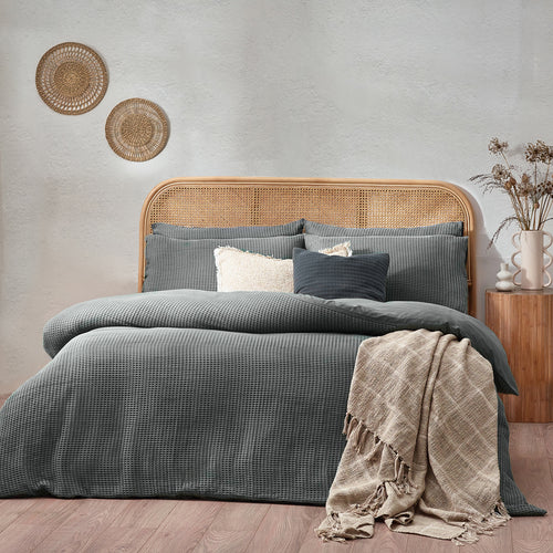 Yard Chunky Waffle Duvet Cover Set in Dusk