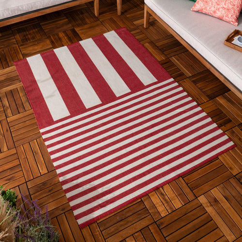 Striped White Rugs - Deck Stripe Printed Indoor/Outdoor Outdoor Rug White/Red furn.