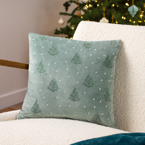 furn. Evergreen Classic Tree Cushion Cover in Green