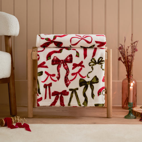 Red Throws  - Nathalie Festive Bows Printed Fleece Throw Berry/Pine Furn