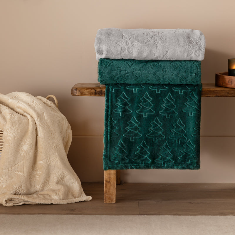 Woodland Green Throws  - Festive Trees Fleece Throw Emerald Furn