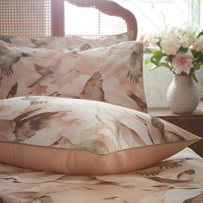 EW by Edinburgh Weavers Flyway Exotic Piped Duvet Cover Set in Blush