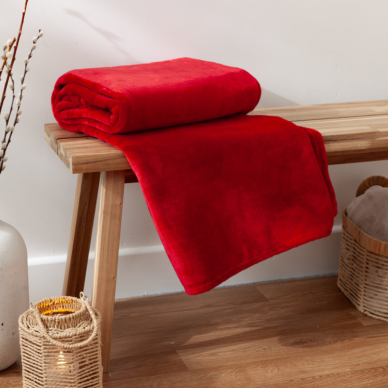 Plain Red Throws - Harlow Fleece Throw Red furn. 