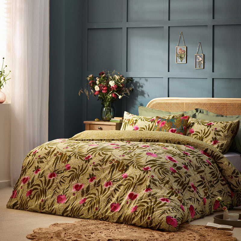 Wylder House of Bloom Poppy Duvet Cover Set in Sage