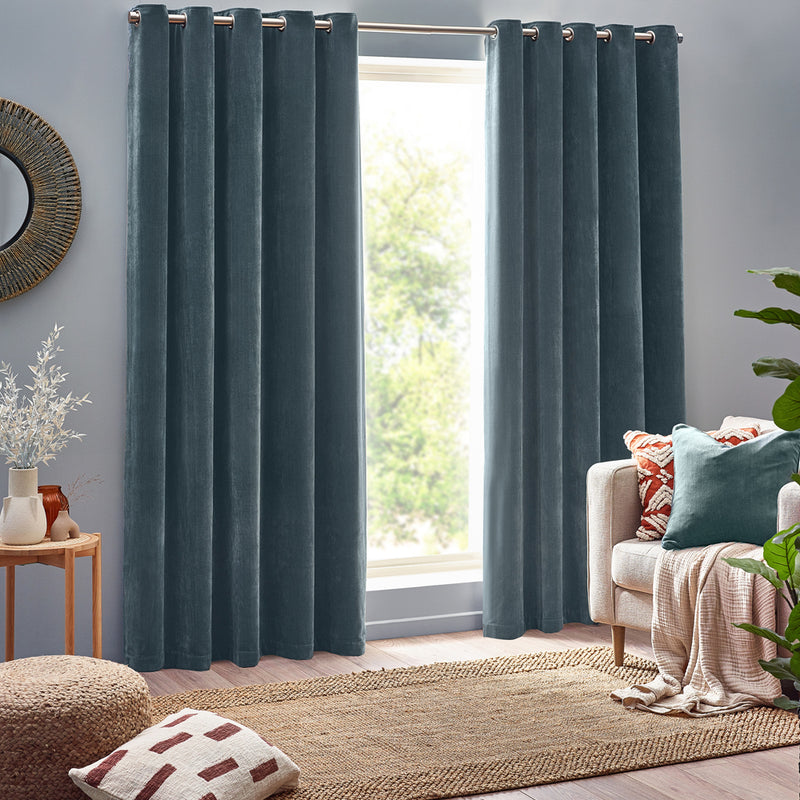 Yard Heavy Chenille Room Darkening Eyelet Curtains in Marine