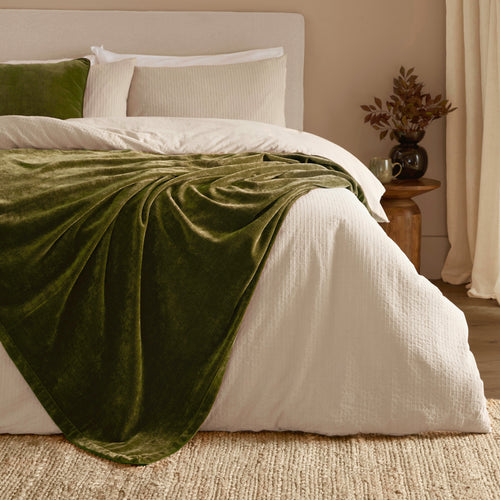Plain Green Throws - Heavy Chenille Velvet Throw Olive Yard 