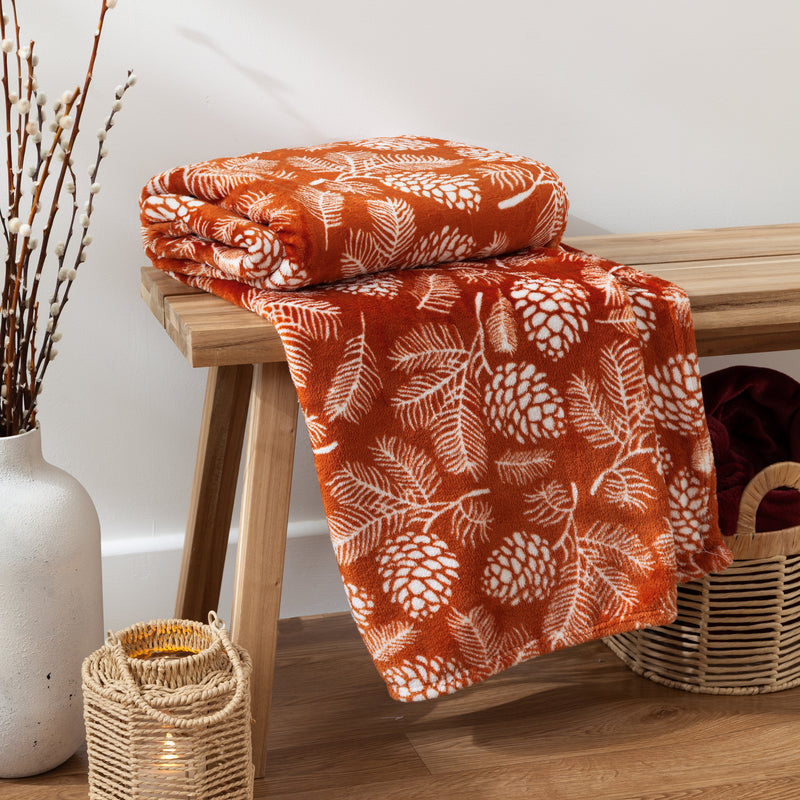  Red Throws - Irwin Woodland Fleece Throw Rust furn. 