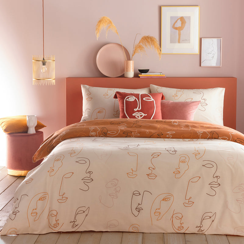 furn. Kindred Abstract Faces Duvet Cover Set in Apricot