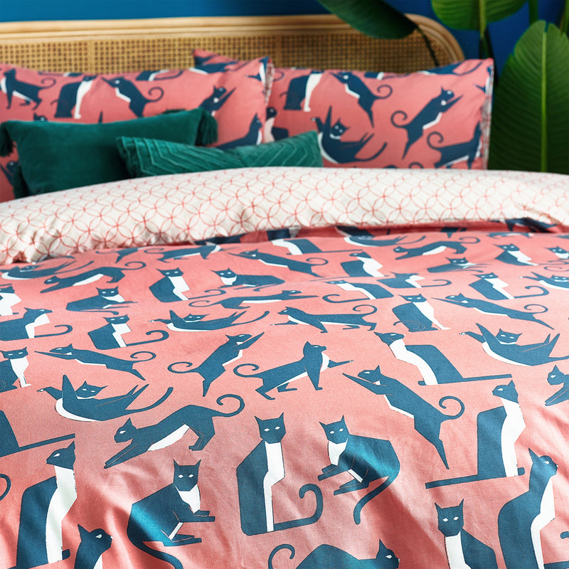 furn. Kitta Cats Duvet Cover Set in Pink Watermelon