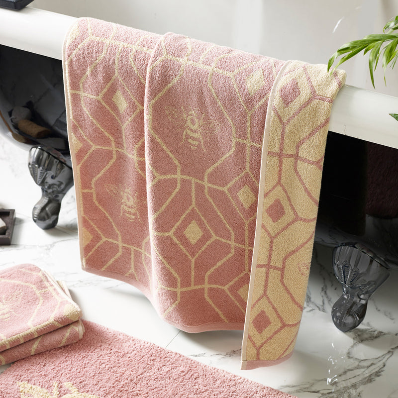 furn. Bee Deco Geometric Jacquard Towels in Blush