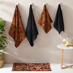 furn. Everybody Abstract Jacquard Towels in Pecan