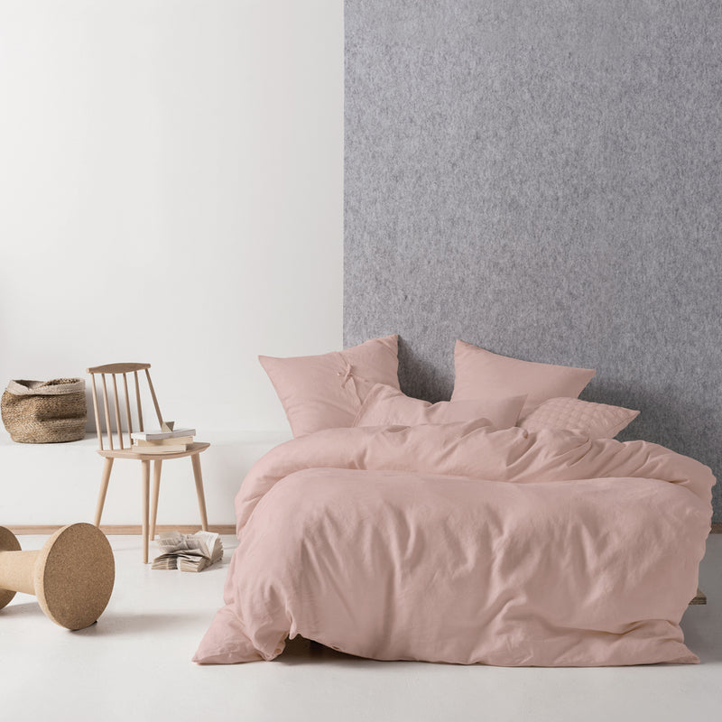 Linen House Nimes Linen Duvet Cover Set in Rose