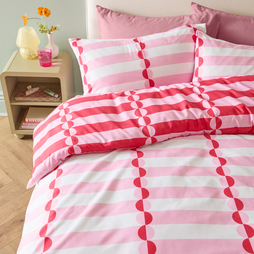  Bedding - Lottie  Duvet Cover Set Red/Pink Duvet Day