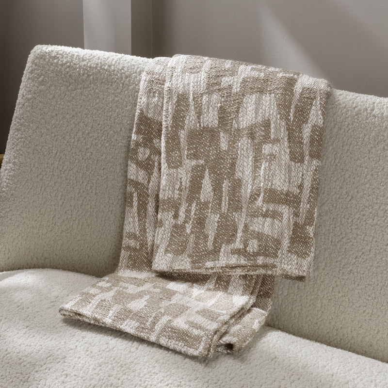 Abstract Brown Throws - Ola  Throw Taupe HÖEM