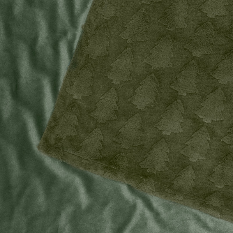 Woodland Throws - Pines Faux Fur Throw Forest Green Furn