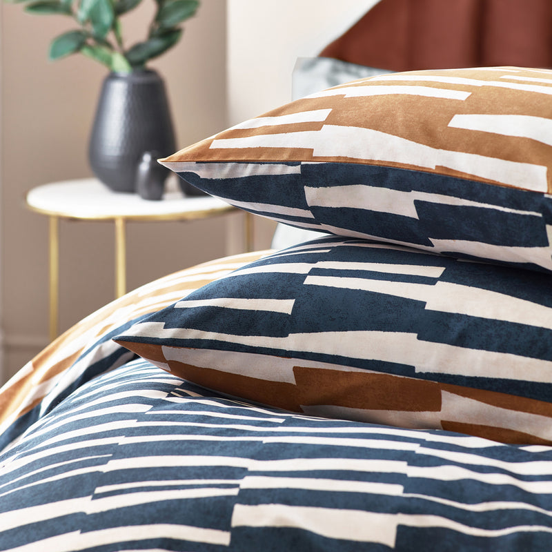 HÖEM Piper Abstract Cotton Rich Reversible Duvet Cover Set in Dusk/Bronze