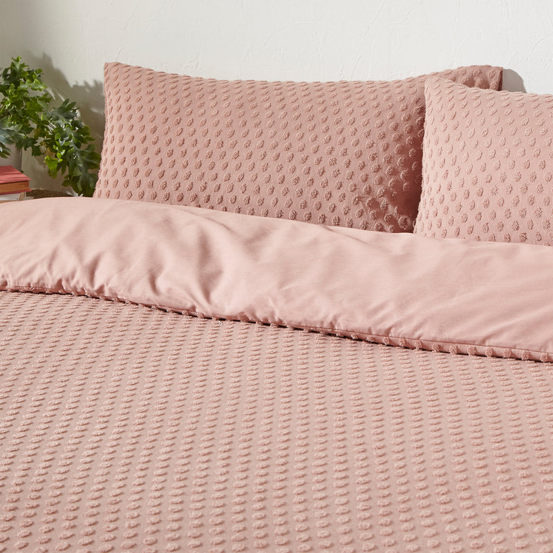 Yard Polka Tuft 100% Cotton Duvet Cover Set in Blush