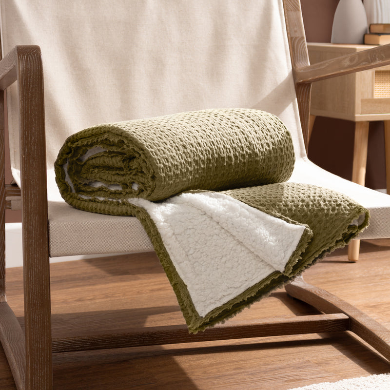 Yard Ronan Sherpa Throw in Moss