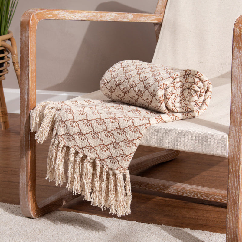 Yard Saku Throw in Pecan