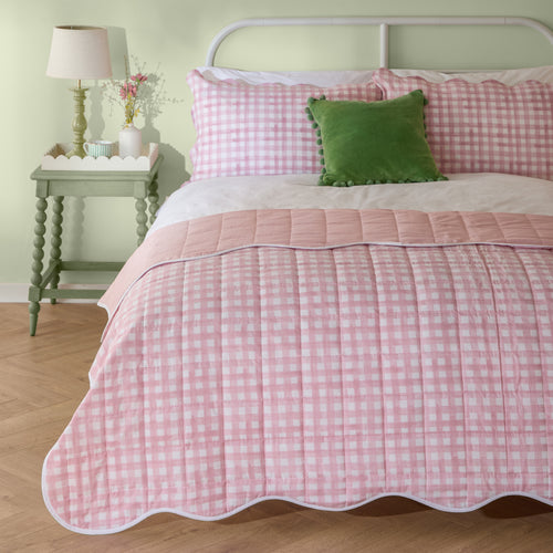 Plain Pink Bedding - Scallop Quilted Bedspread Pink Furn