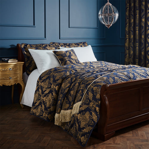 Paoletti Shiraz Traditional Jacquard Bedspread in Navy