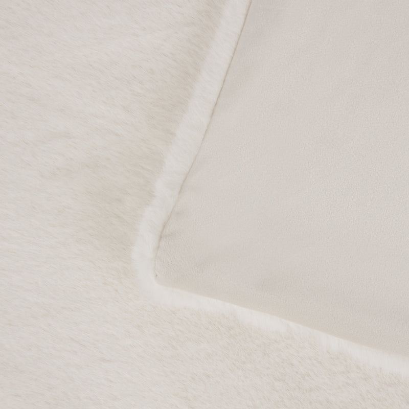 Paoletti Stanza Throw in White