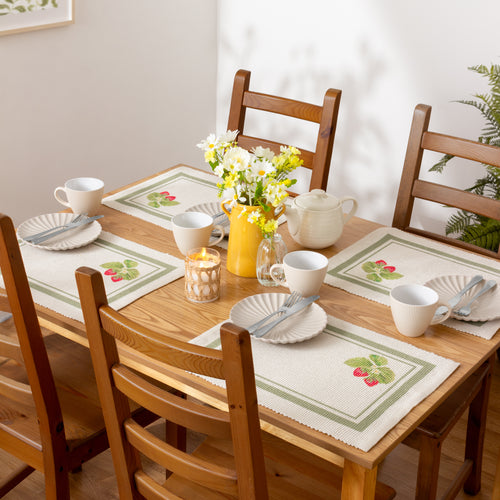 Floral Green Accessories - Strawberry Set of 4 Indoor/Outdoor Placemats Green Evans Lichfield