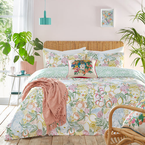 furn. Taormina Floral Duvet Cover Set in Multicolour