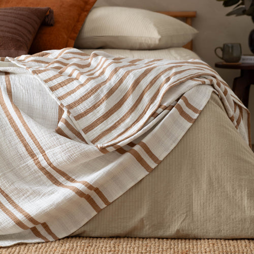  Bedding - Woven Stripe  Bedspread Cinnamon Yard