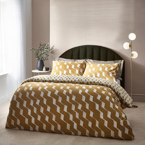 HÖEM Zabine Abstract Cotton Rich Reversible Duvet Cover Set in Honey