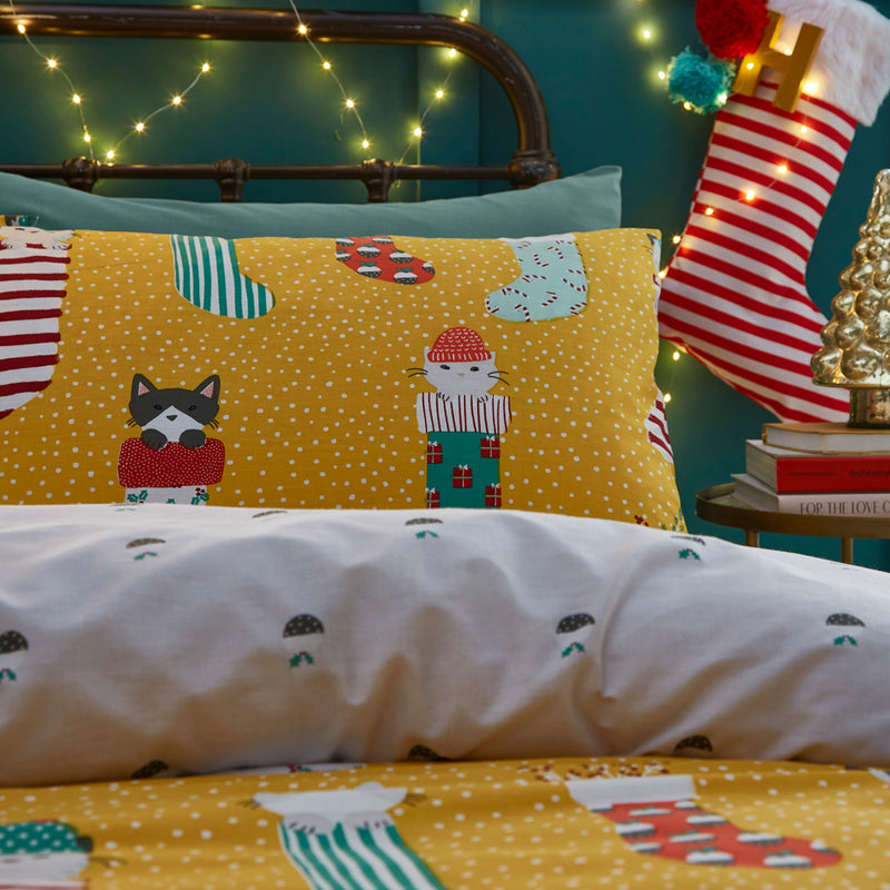 Meowy Christmas Festive Duvet Cover Set Ochre