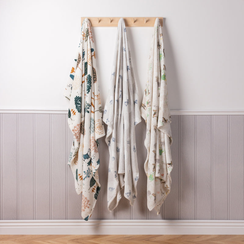 Scandi Woods Peter Rabbit™ Throw Multi